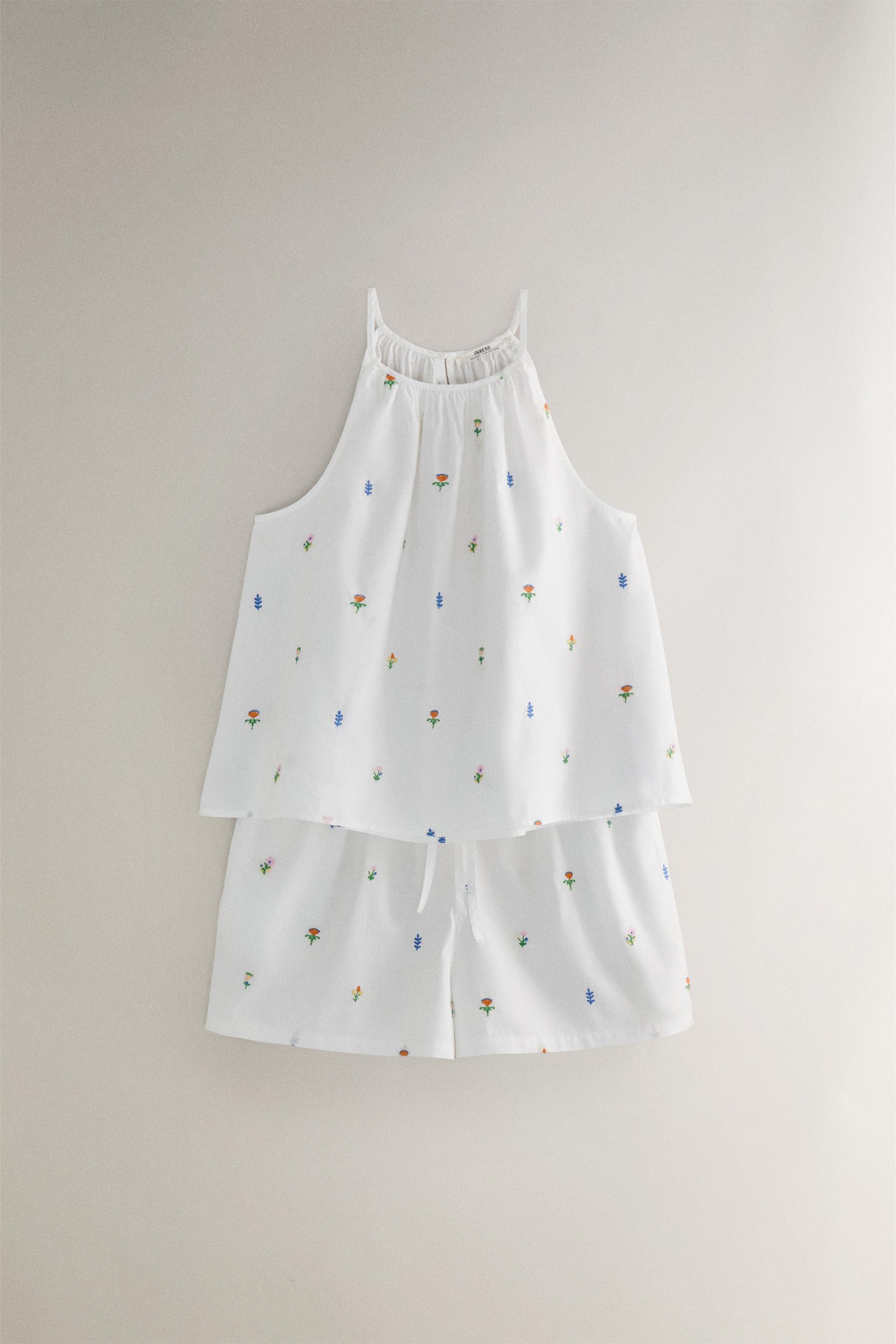 COTTON TOP WITH MINI FLOWERS